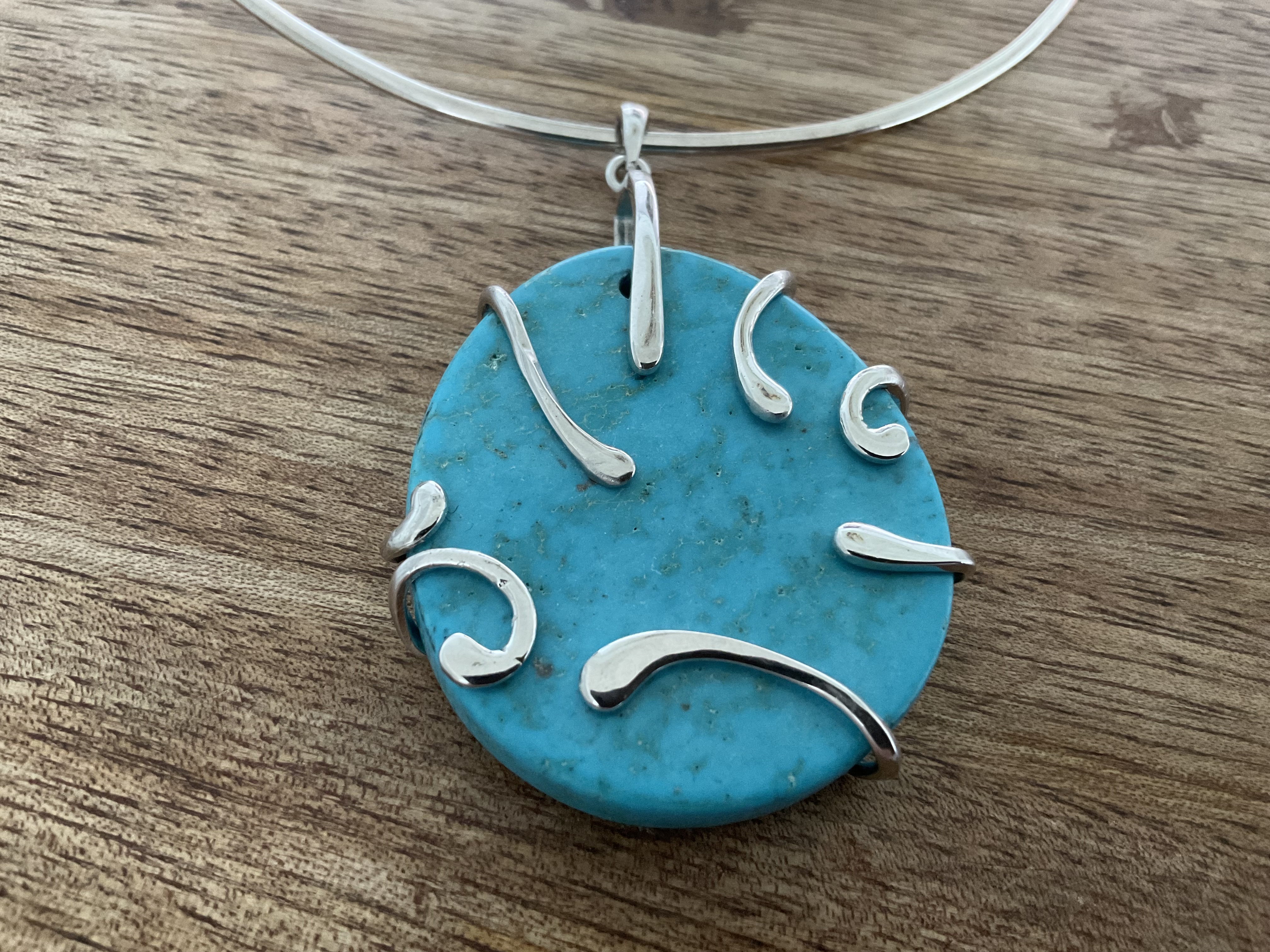 Turquoise Gemstone Pendant & Chain - Click Image to Close